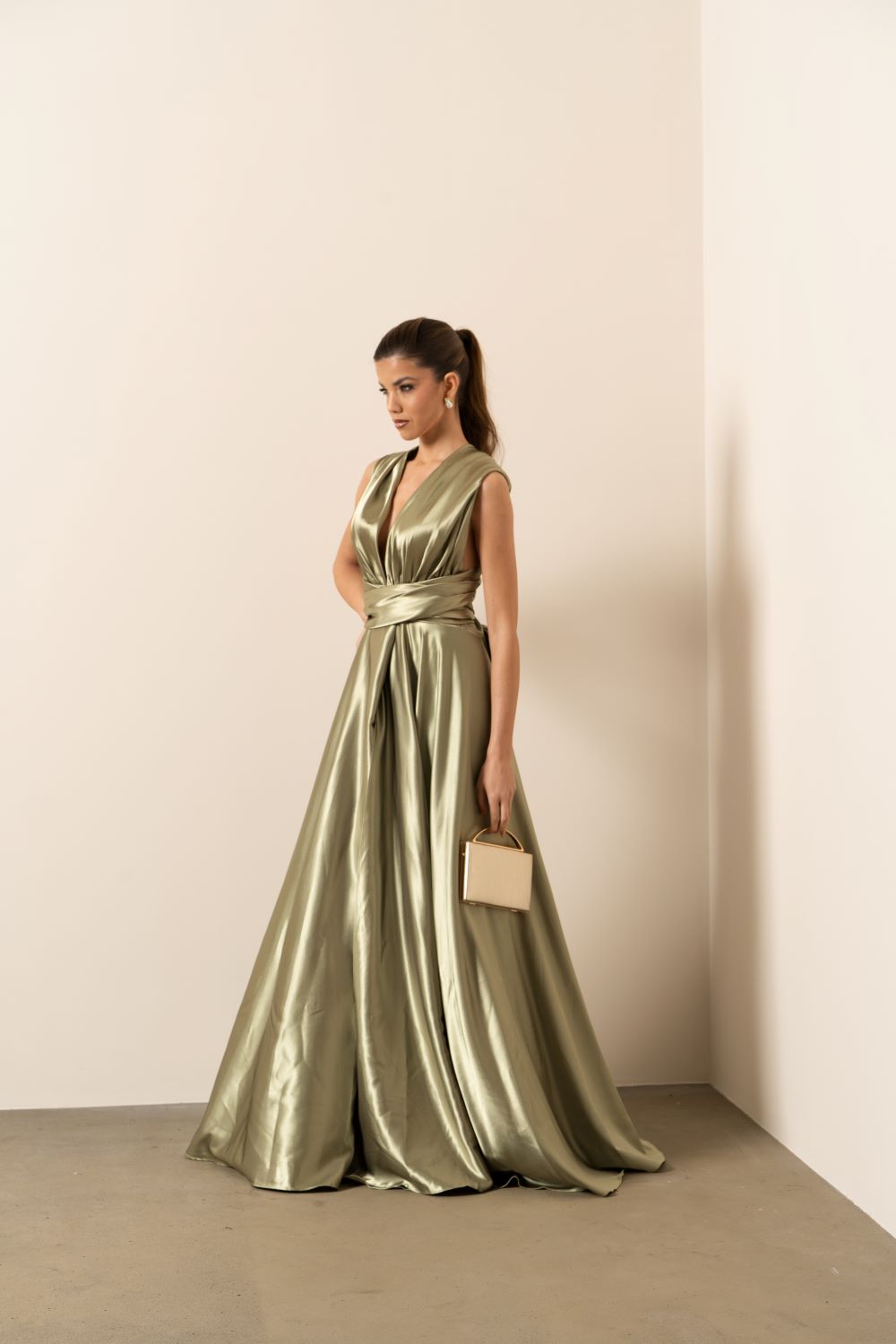 Vestido decote em V